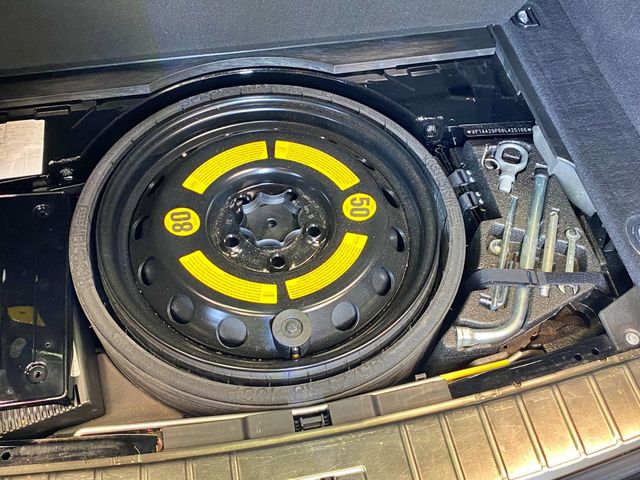 2008 Porsche Cayenne Base Trim - 23002998 - 57