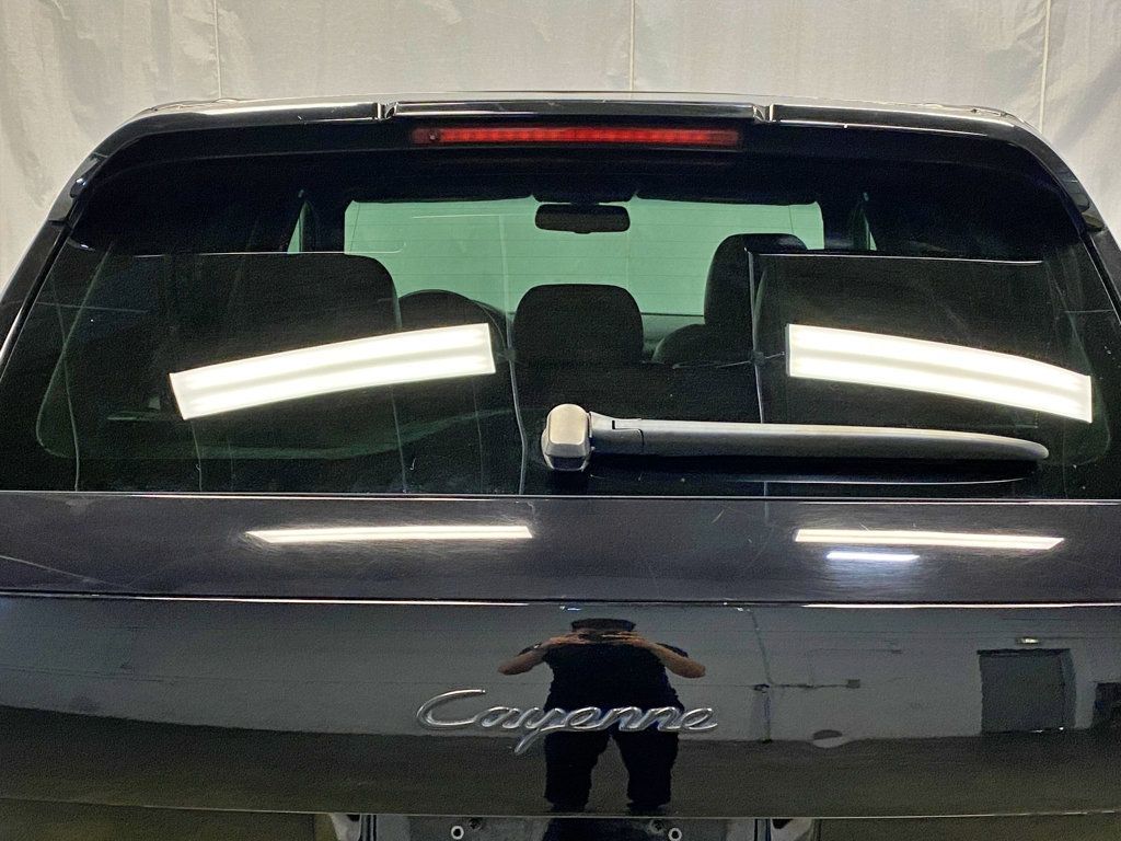 2008 Porsche Cayenne Base Trim - 23002998 - 5