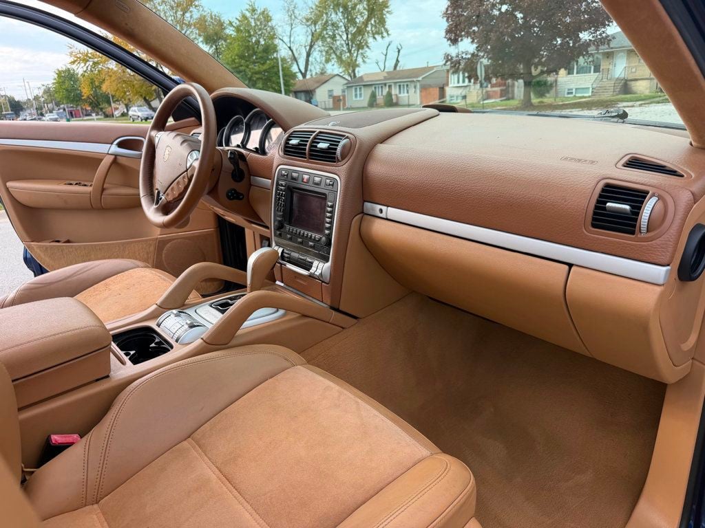 2008 Porsche Cayenne GTS - 23101456 - 22
