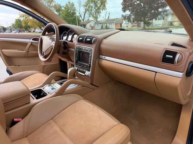 2008 Porsche Cayenne GTS - 23101456 - 22