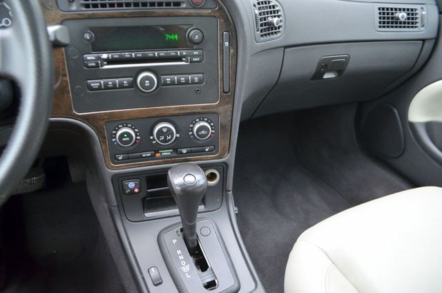 2008 Saab 9-5 4dr Sedan - 22818458 - 17