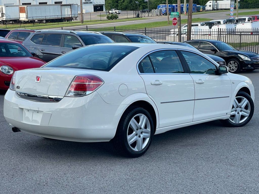 2008 Saturn Aura XE photo 2