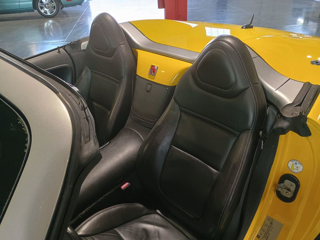 2008 Saturn Sky 2dr Convertible 1 Owner Clean Carfax - 23021733 - 17