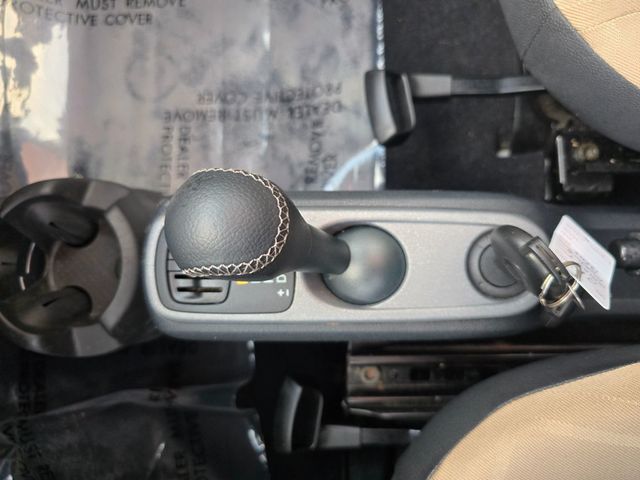 2008 smart Fortwo 2dr Coupe Pure - 23074616 - 17