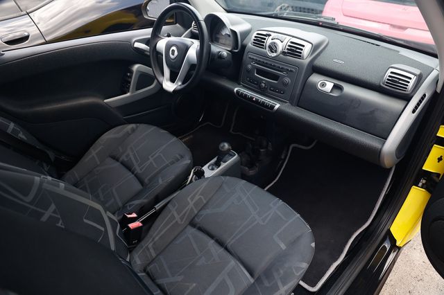 2008 smart Fortwo 2dr Coupe Pure - 23045478 - 14