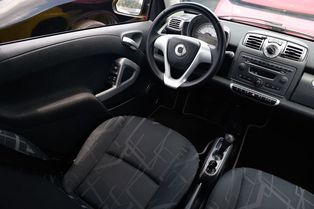 2008 smart Fortwo 2dr Coupe Pure - 23045478 - 16