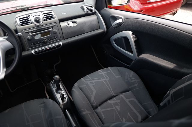 2008 smart Fortwo 2dr Coupe Pure - 23045478 - 18