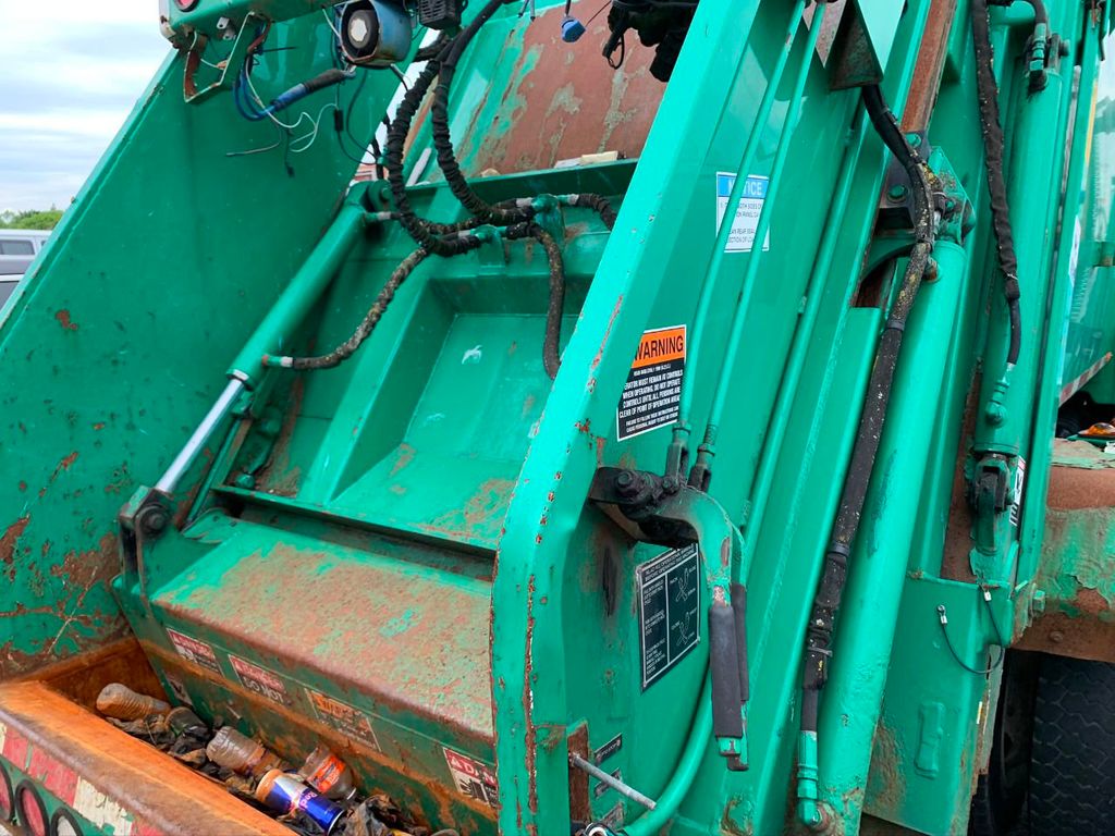 2008 Sterling ACTERRA  REAR LOADER SINGLE HOPPER GARBAGE TRUCK  MECHANIC SPECIAL - 19984361 - 9