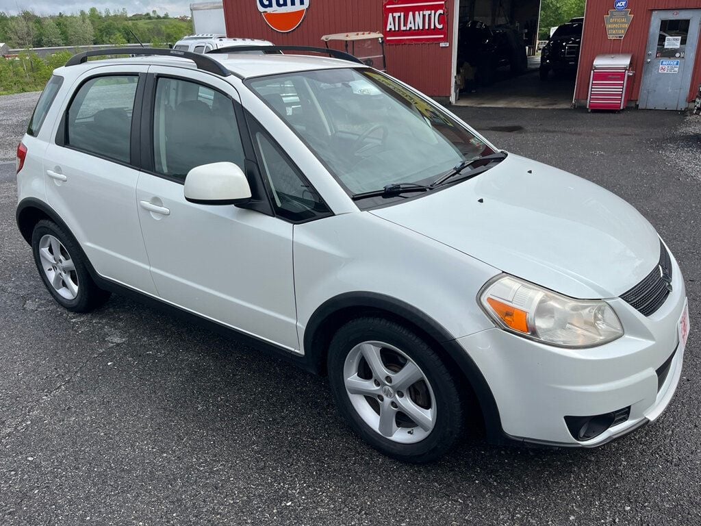 2008 Suzuki SX4 AWD, Reliable and Fuel Efficient - 23001290 - 1