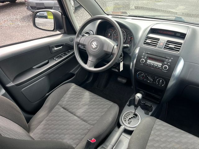2008 Suzuki SX4 AWD, Reliable and Fuel Efficient - 23001290 - 21