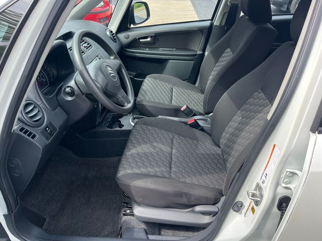 2008 Suzuki SX4 AWD, Reliable and Fuel Efficient - 23001290 - 30