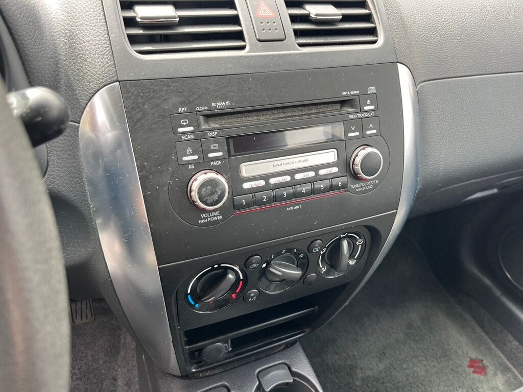 2008 Suzuki SX4 AWD, Reliable and Fuel Efficient - 23001290 - 32