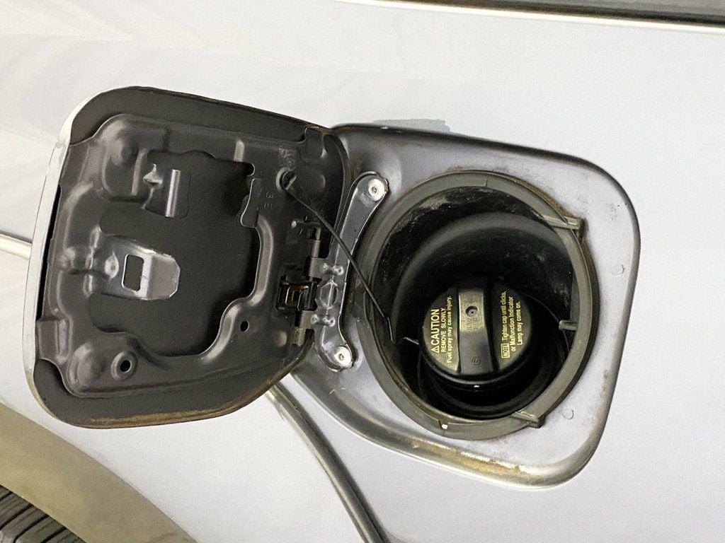 2008 Toyota 4Runner 4WD 4dr V6 Limited - 22915220 - 17