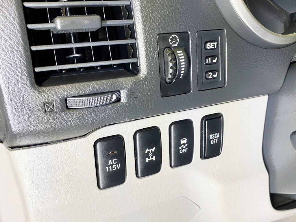 2008 Toyota 4Runner 4WD V6 Limited photo 20