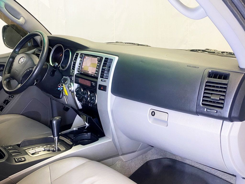 2008 Toyota 4Runner 4WD V6 Limited photo 38