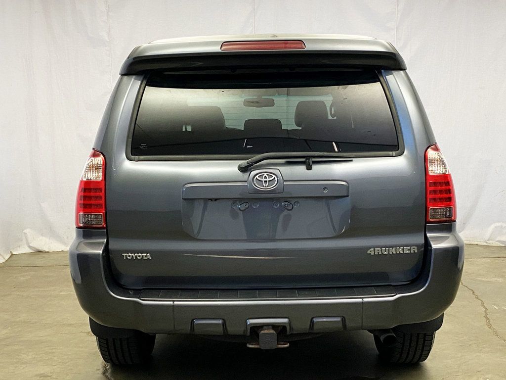 2008 Toyota 4Runner 4WD V6 Limited photo 5