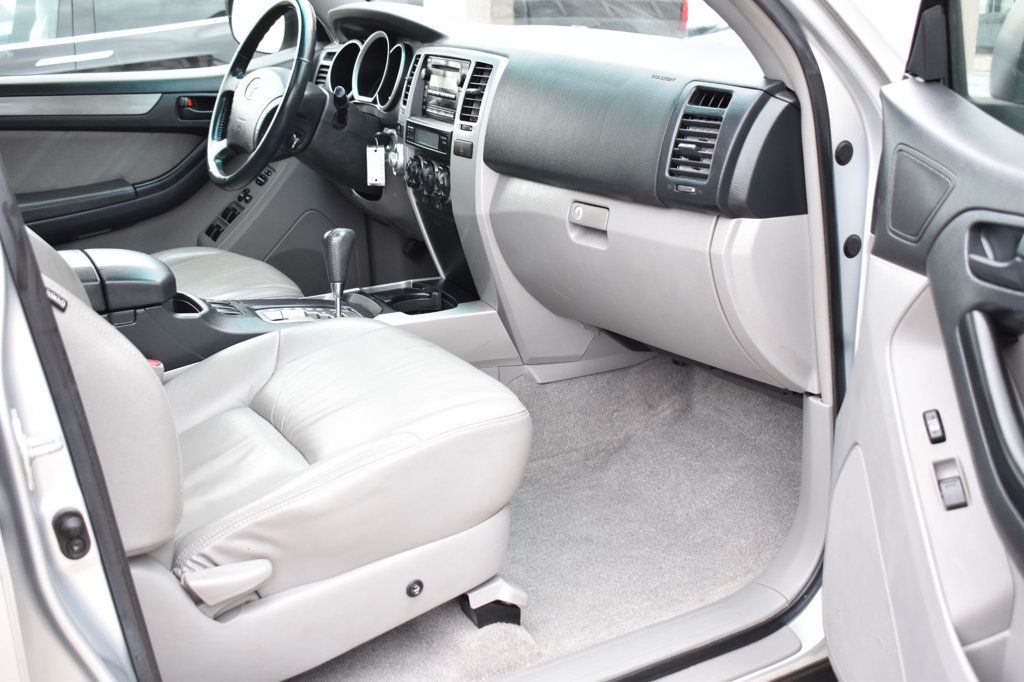 2008 Toyota 4Runner 4WD 4dr V6 SR5 - 22986943 - 18