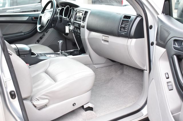 2008 Toyota 4Runner 4WD 4dr V6 SR5 - 22986943 - 18