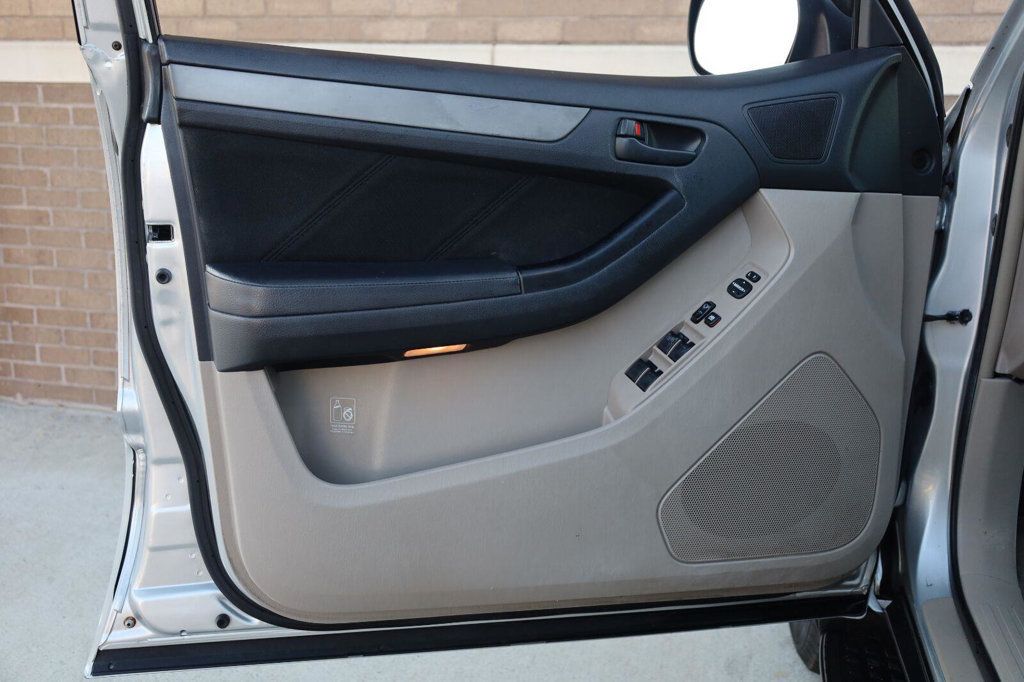 Toyota 4Runner photo 15