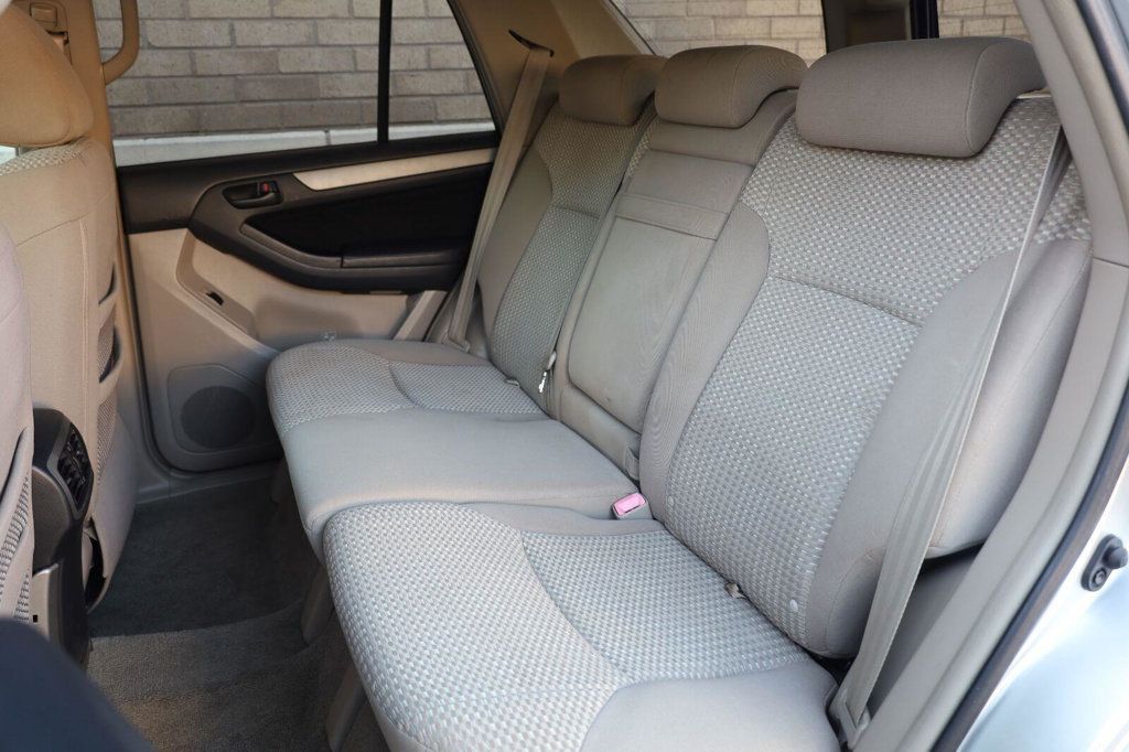 Toyota 4Runner photo 22