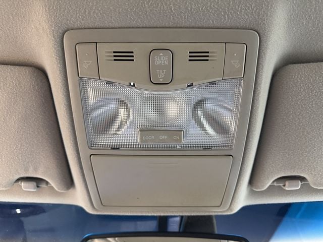 2008 Toyota Avalon 4dr Sedan Limited - 22982524 - 21