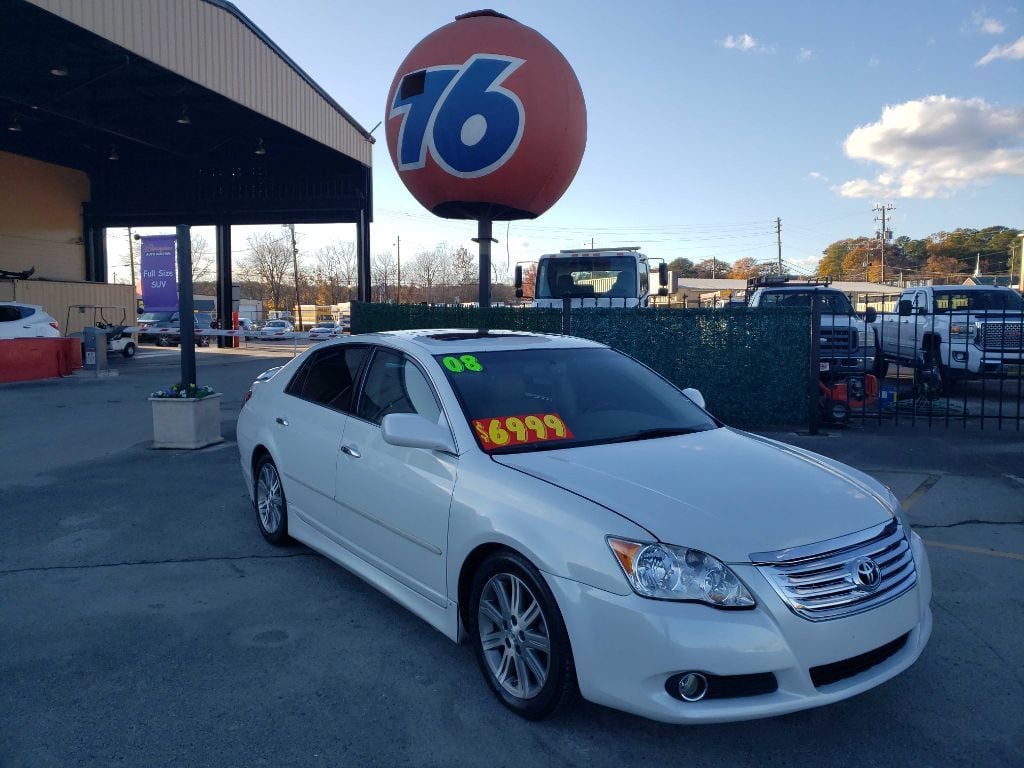 2008 Toyota Avalon XL photo 1