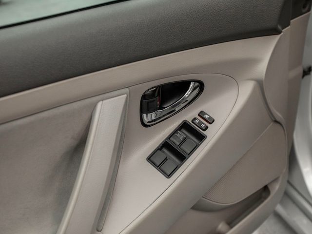 2008 Toyota Camry 4dr Sedan I4 Automatic LE - 22976943 - 22