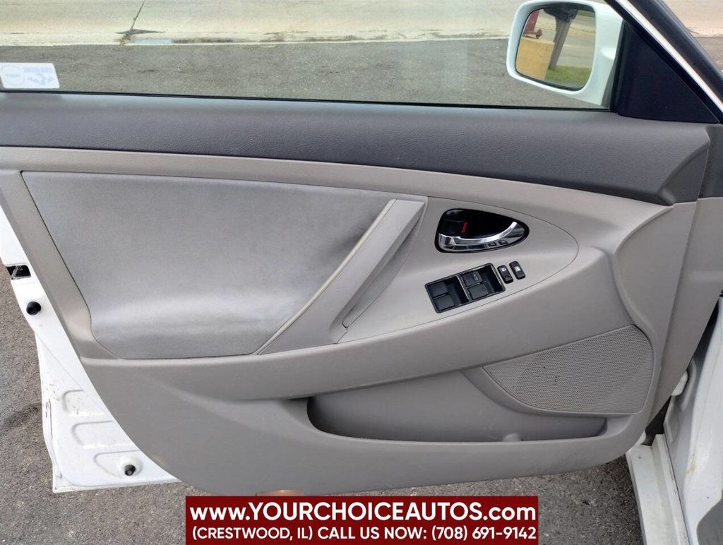 2008 Toyota Camry Base 4dr Sedan 5A - 22896451 - 10