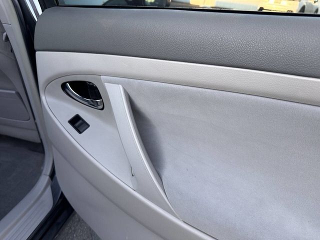 2008 Toyota Camry LE 4dr Sedan 5A - 23055541 - 16