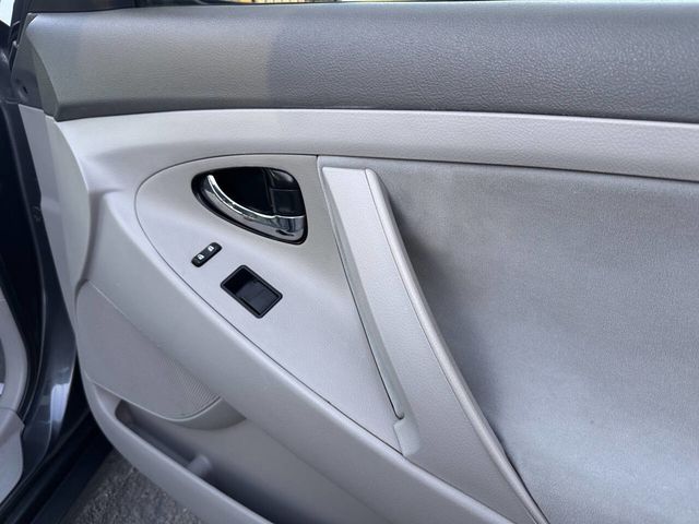 2008 Toyota Camry LE 4dr Sedan 5A - 23055541 - 19