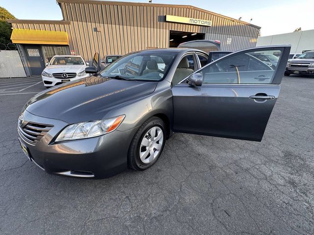 2008 Toyota Camry LE 4dr Sedan 5A - 23055541 - 28
