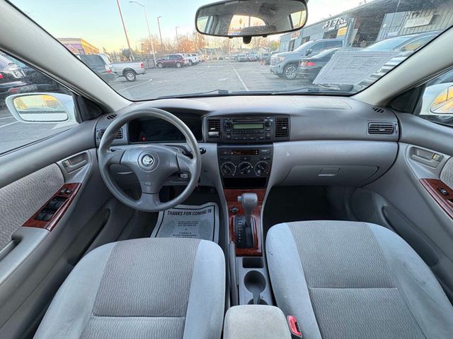 2008 Toyota Corolla 4dr Sedan Automatic LE - 22968421 - 9