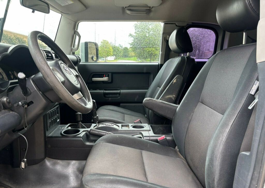 2008 Toyota FJ Cruiser Base photo 4