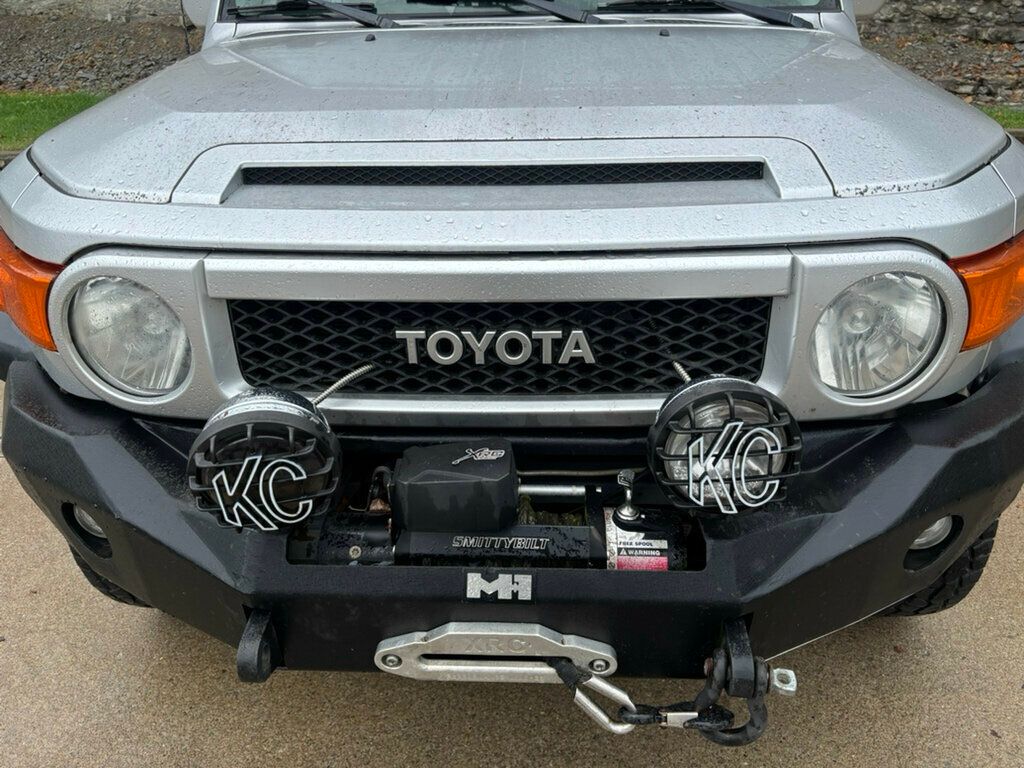 2008 Toyota FJ Cruiser Base photo 3
