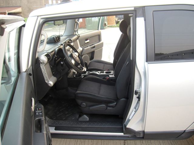 2008 Toyota FJ Cruiser 4WD 4dr Automatic - 23055405 - 16