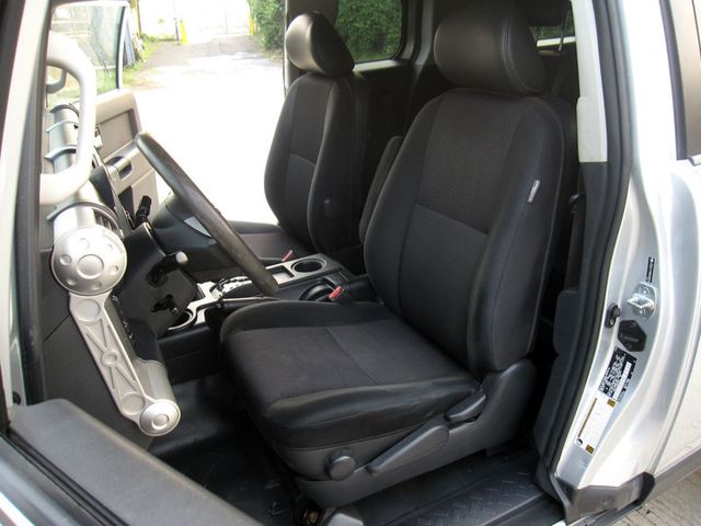 2008 Toyota FJ Cruiser 4WD 4dr Automatic - 23055405 - 17
