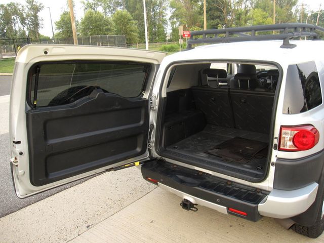 2008 Toyota FJ Cruiser 4WD 4dr Automatic - 23055405 - 28