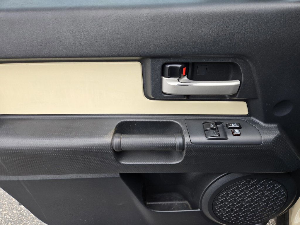 2008 Toyota FJ Cruiser RWD 4dr Automatic - 22901729 - 13