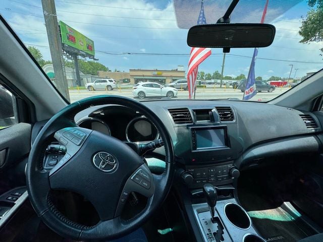 2008 Toyota Highlander FWD 4dr Sport - 22876391 - 19