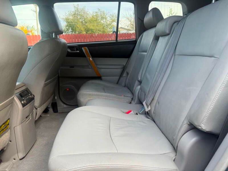 2008 Toyota Highlander Hybrid 4WD 4dr Limited w/3rd Row - 22971811 - 12