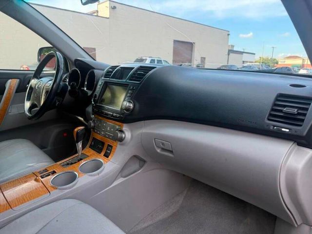 2008 Toyota Highlander Hybrid 4WD 4dr Limited w/3rd Row - 22971811 - 17