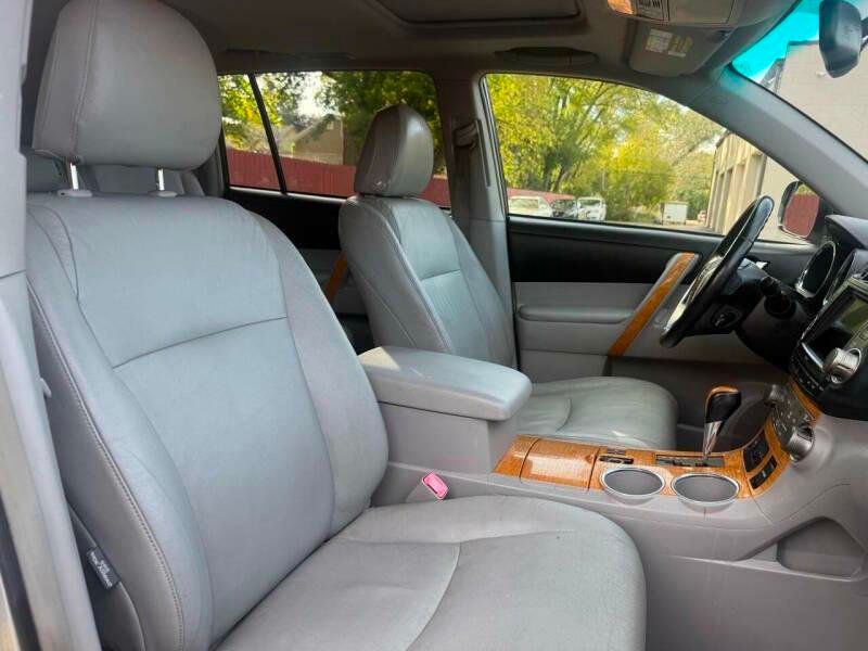 2008 Toyota Highlander Hybrid 4WD 4dr Limited w/3rd Row - 22971811 - 18