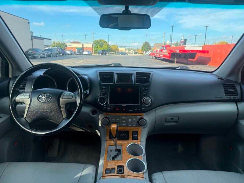 2008 Toyota Highlander Hybrid Limited AWD 4dr SUV - 22934066 - 19