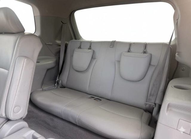 2008 Toyota Highlander Hybrid Third-Row Seating - Hybrid SUV - AWD Confidence - 22934066 - 13