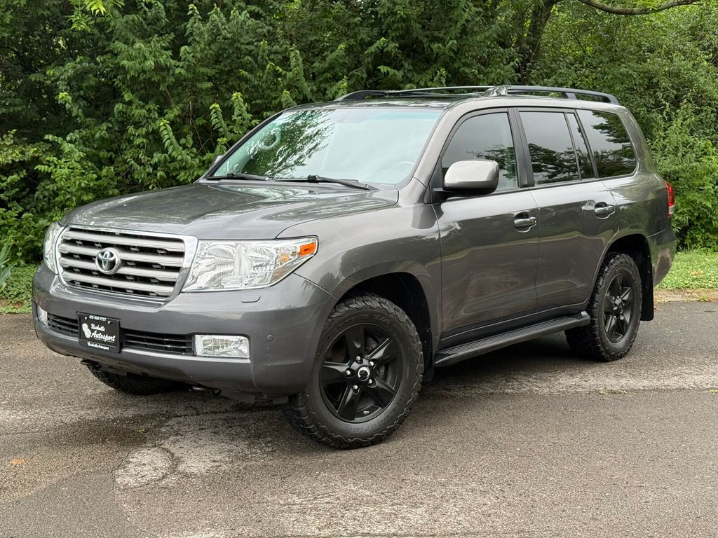 2008 Toyota Land Cruiser 200 Series, Upgrade Package! Third Row, Cool Box - 23031489 - 0