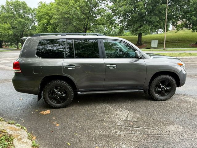 2008 Toyota Land Cruiser 200 Series, Upgrade Package! Third Row, Cool Box - 23031489 - 9