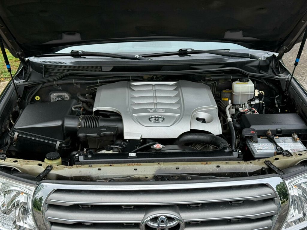 2008 Toyota Land Cruiser 200 Series, Upgrade Package! Third Row, Cool Box - 23031489 - 13