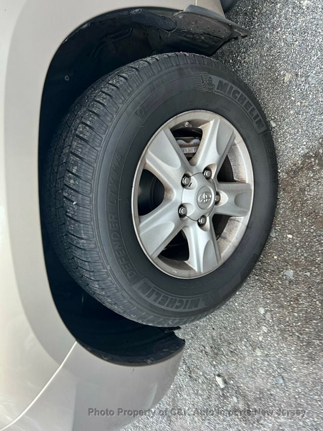 2008 Toyota Land Cruiser 4WD,WELL MAINTAIND,EXCEPTIONALLY CLEAN - 22939295 - 27