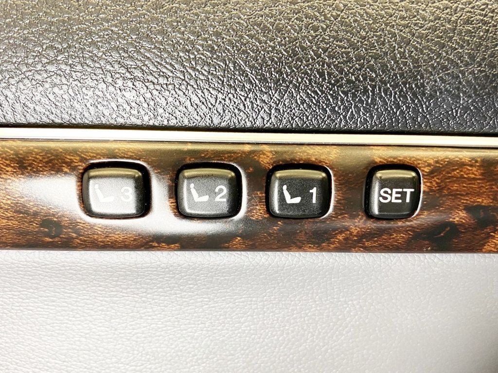 2008 Toyota Land Cruiser BASE MODEL VX - 22617934 - 22