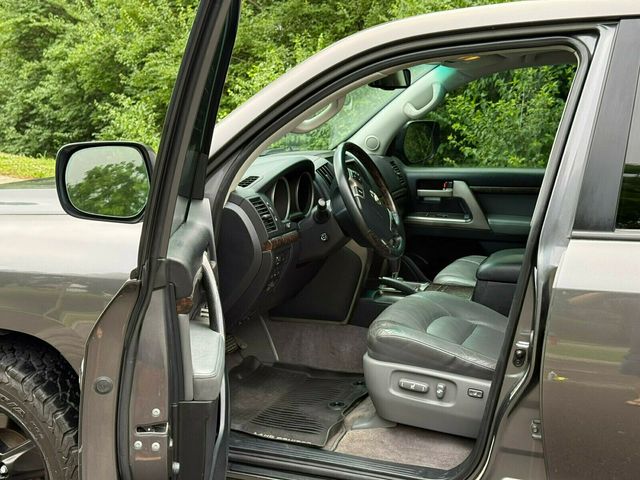 2008 Toyota Land Cruiser Upgrade Package/Cool Box/Heated Leather Seats/Tow Pkg - 23031489 - 15